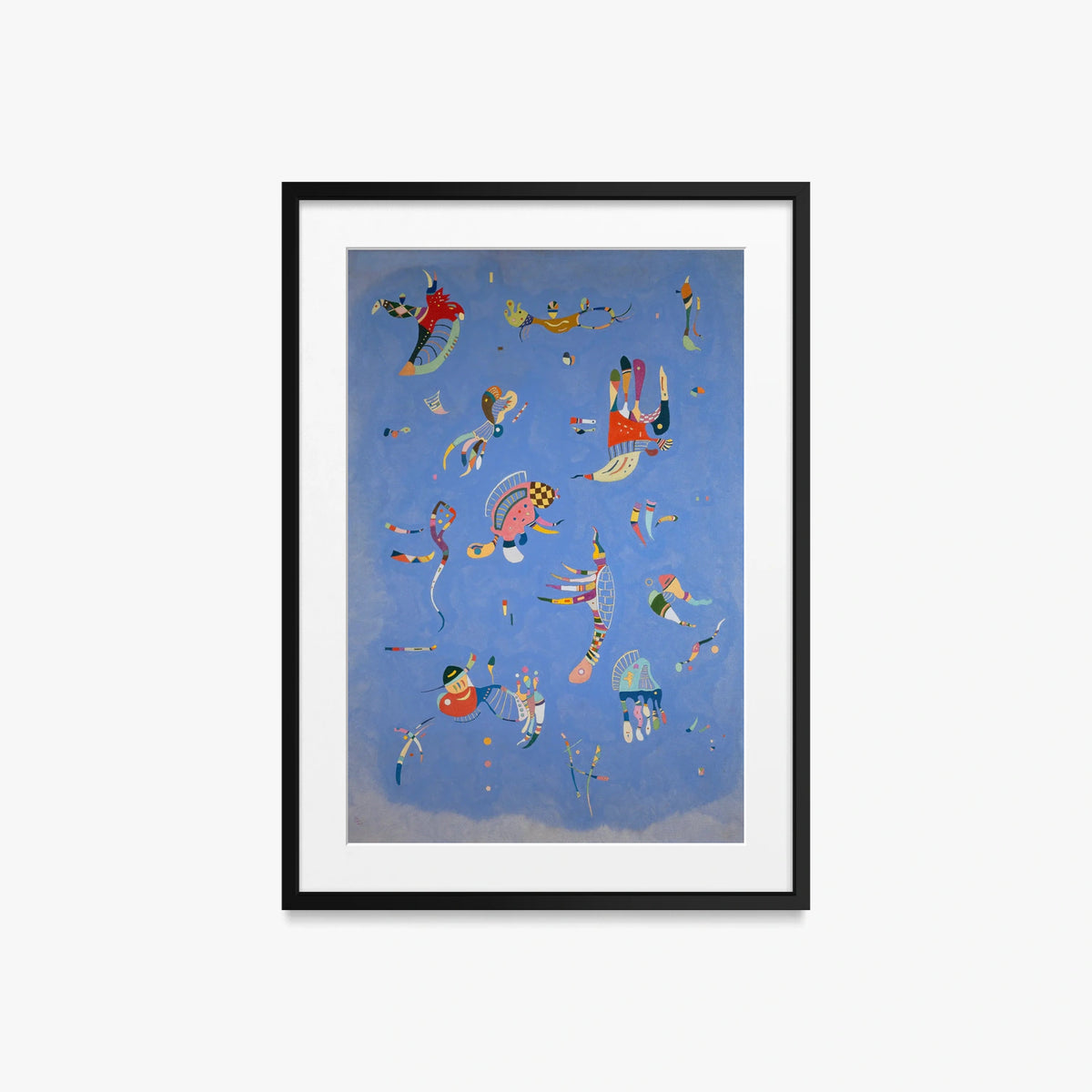 Azzurro Cielo - Wassily Kandinsky, opera di Wassily Kandinsky (Astrattismo), stampa con passepartout e cornice nera, 50x70cm