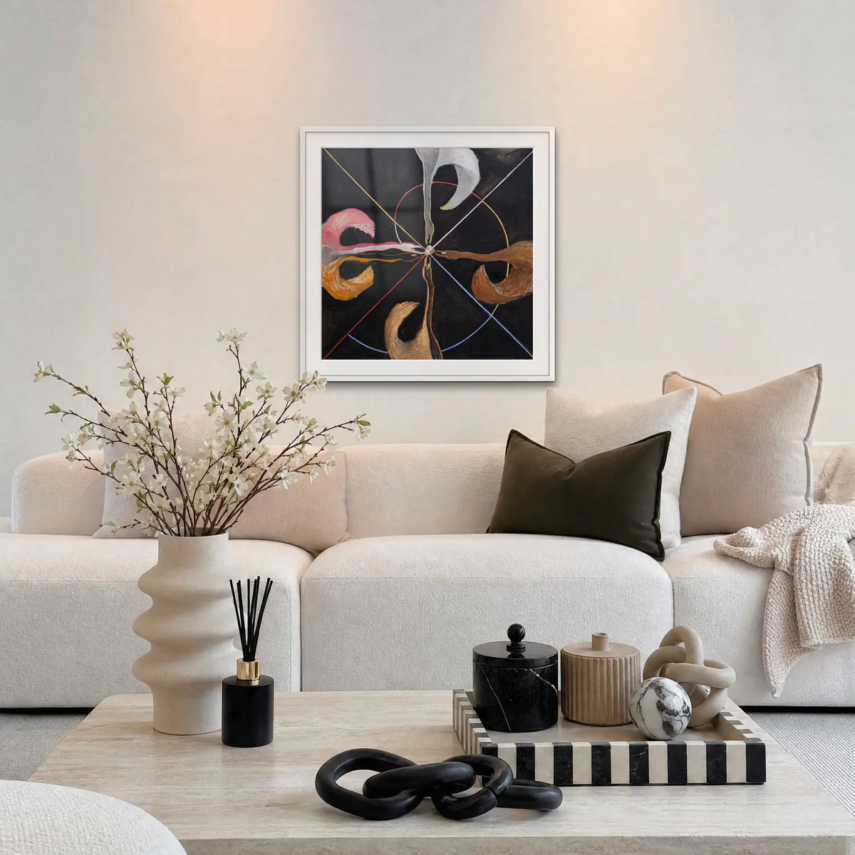 Il Cigno, n. 7 - Hilma af Klint, opera di Hilma af Klint: stampa con passepartout e cornice bianca 80x80cm appesa in soggiorno sopra il divano