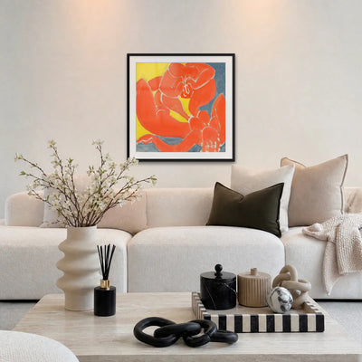 Ninfa e Fauno Rosso - Henri Matisse, opera di Henri Matisse: stampa con passepartout e cornice nera 80x80cm appesa in soggiorno sopra il divano